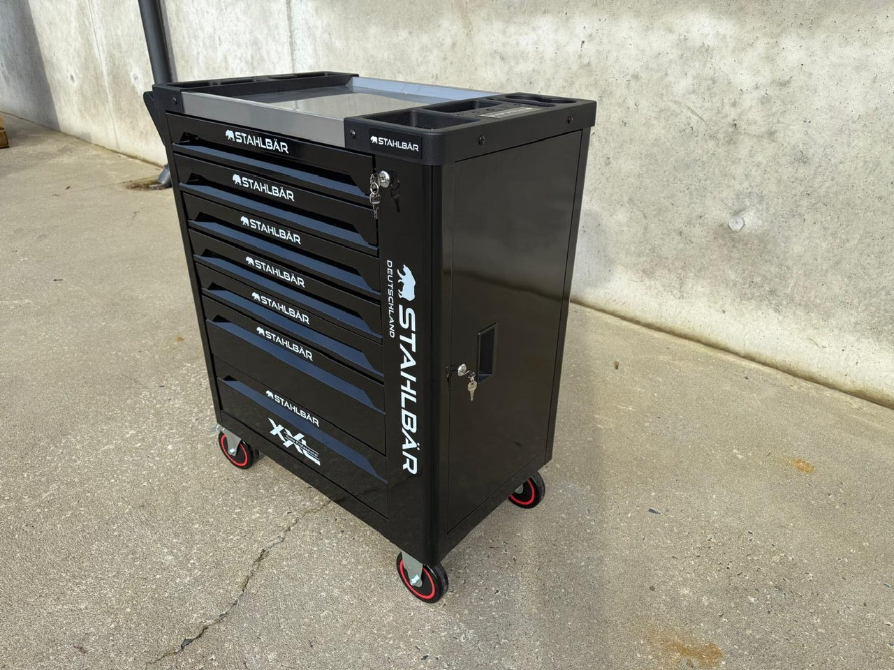 New Stahlbar 7 Drawer Tool Cabinet on Caster Wheels