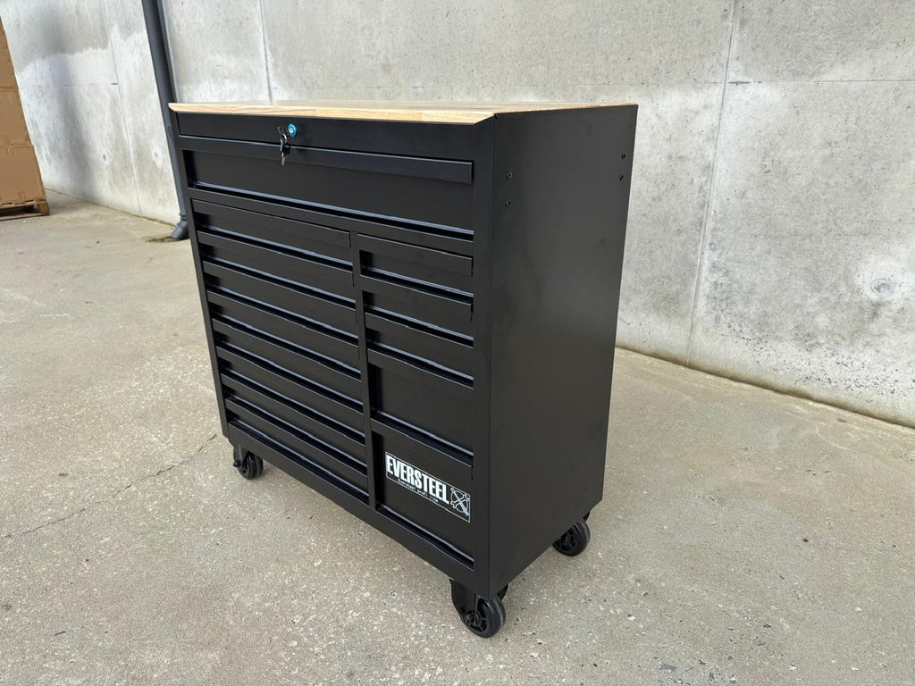New Eversteel 14 Drawer Tool Cabinet on Castor Wheels