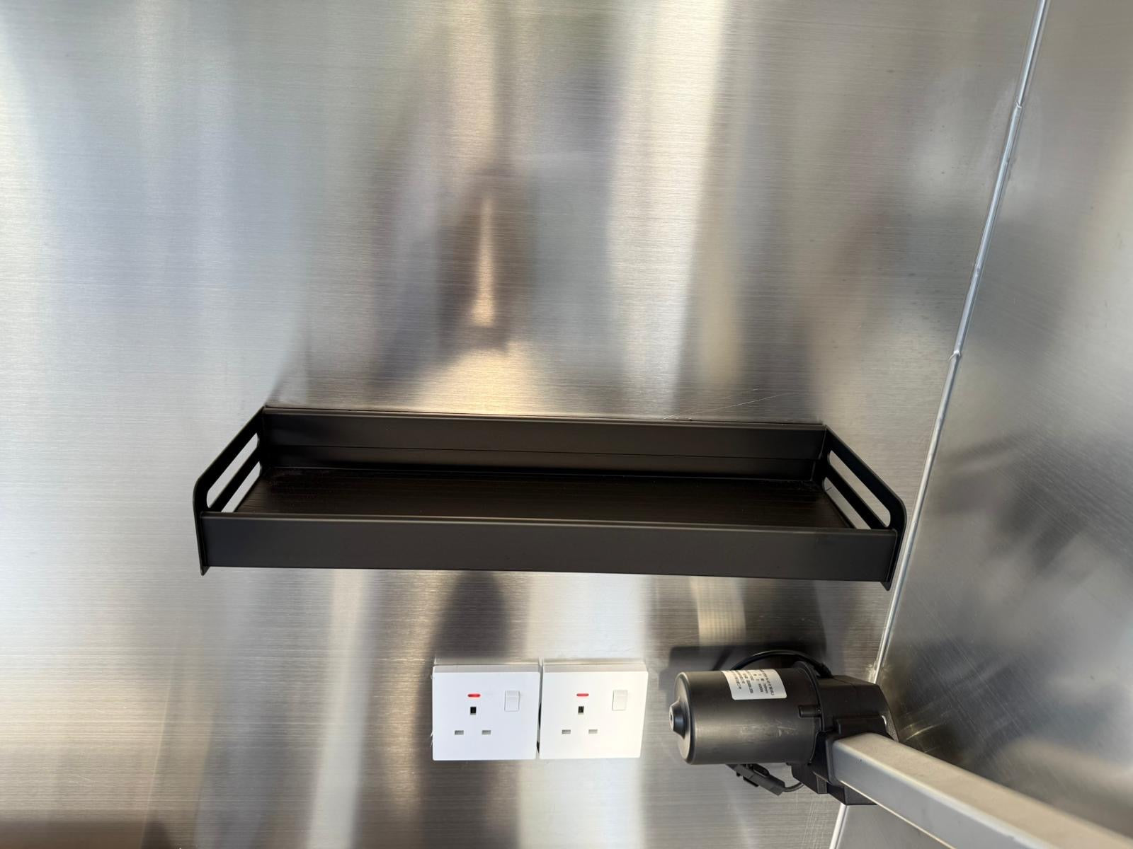 New Outdoor All Year Round Gas Barbecue Unit