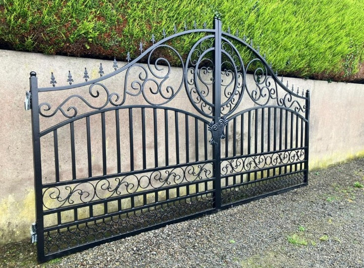 New 14ft Bi-Parting Gates (European Design)