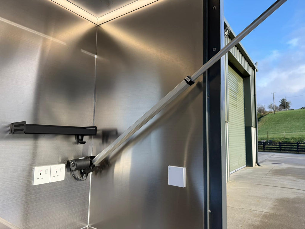 New Outdoor All Year Round Gas Barbecue Unit