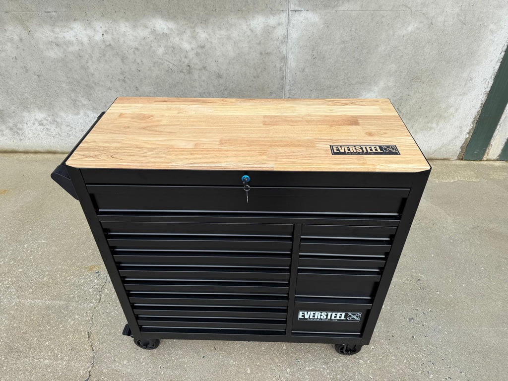 New Eversteel 14 Drawer Tool Cabinet on Castor Wheels