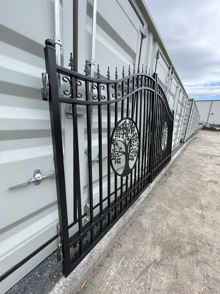 New 14ft Bi-Parting Gates (Tree Design)