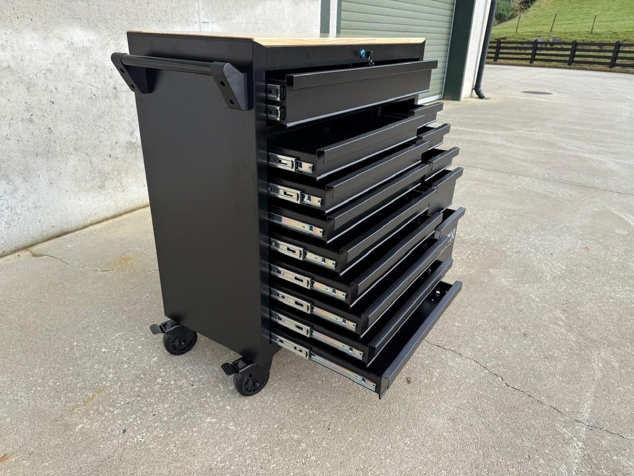 New Eversteel 14 Drawer Tool Cabinet on Castor Wheels