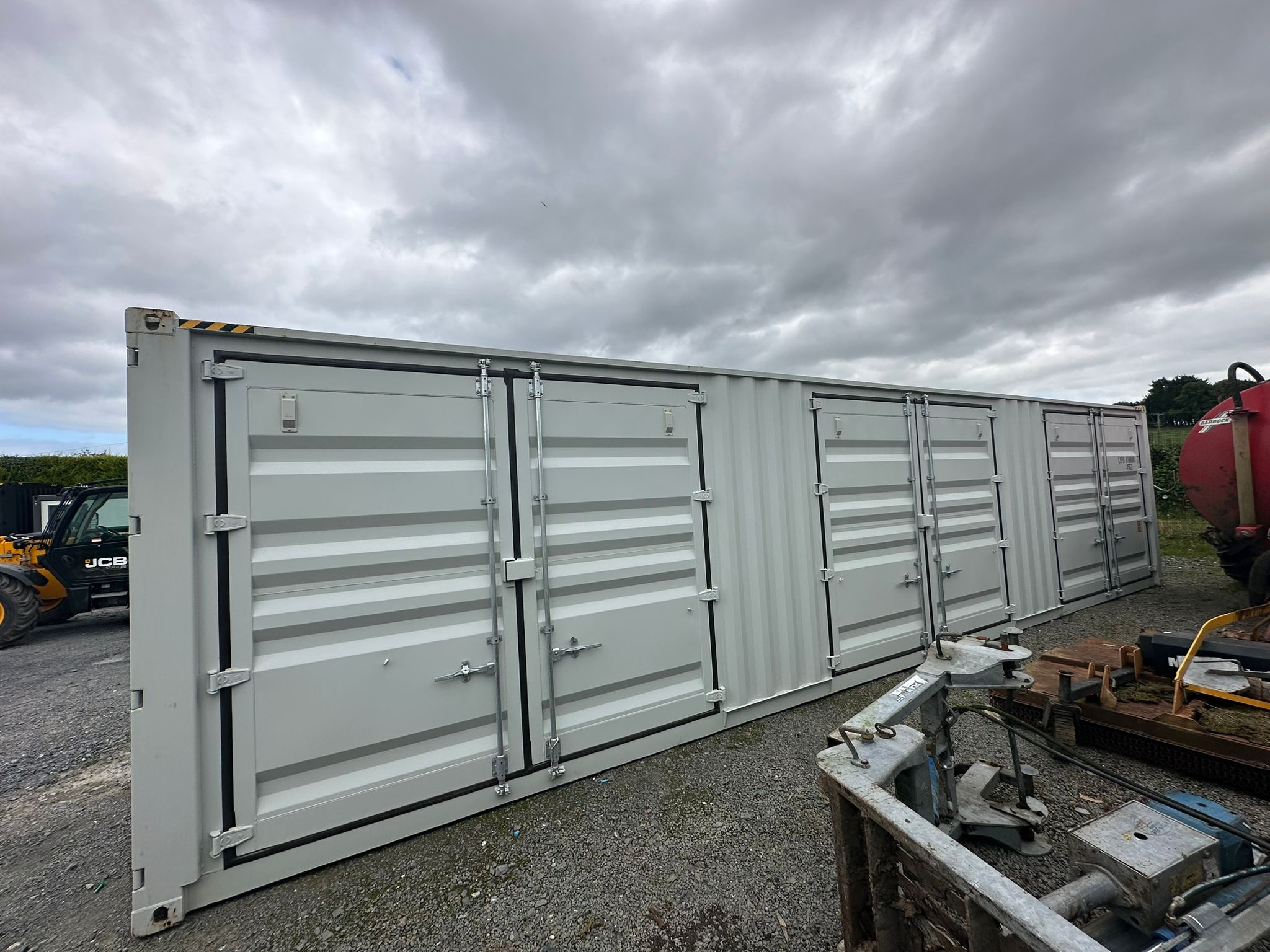 40ft High Cube Container with 3 Side Doors (1 Ship)