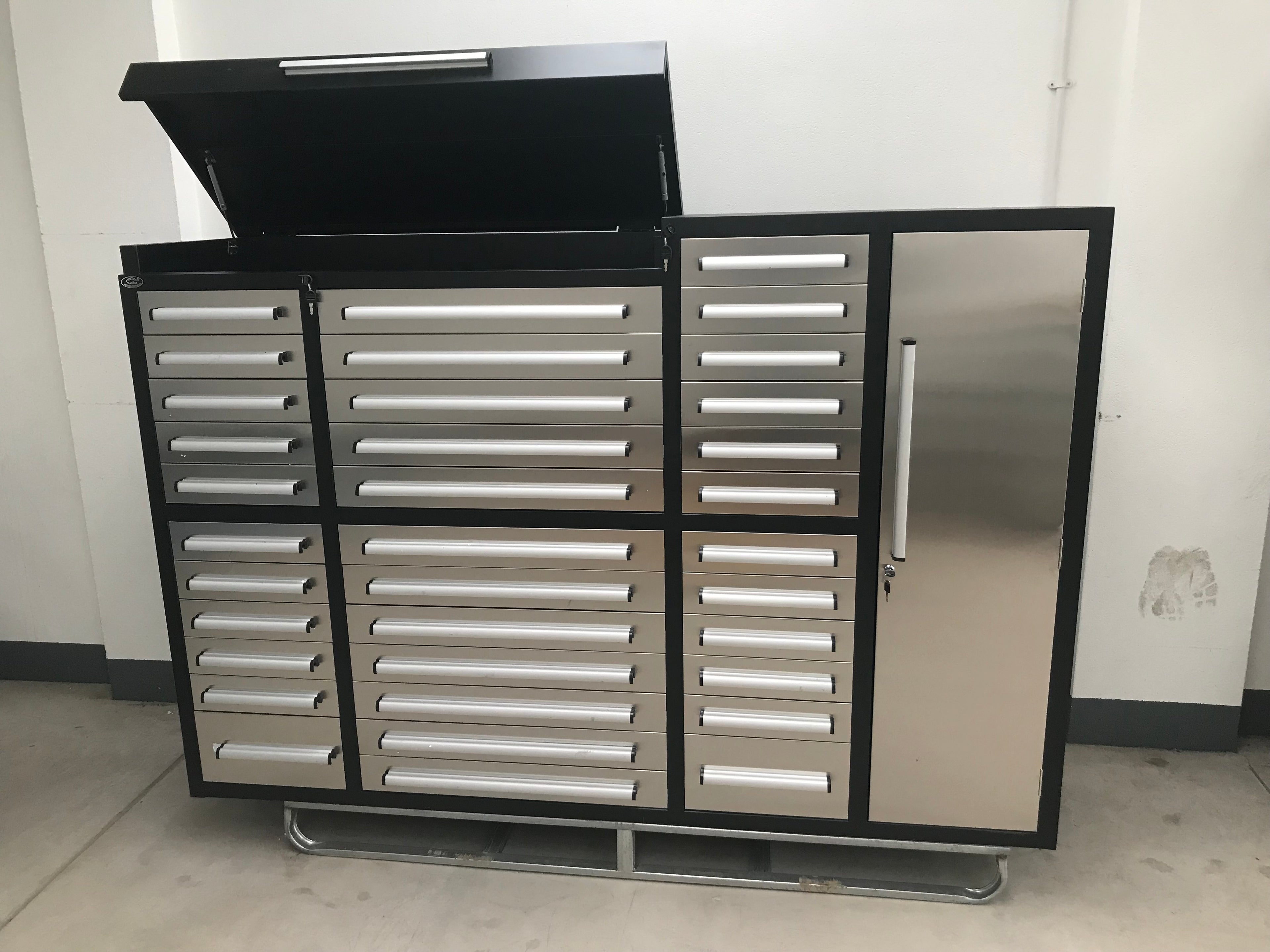 New Stainless Steel 7ft Workbench with 35 Drawers