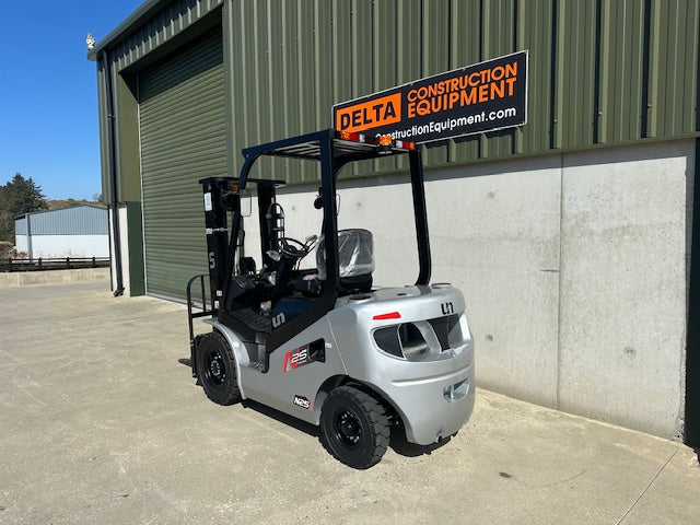New 2025 UN 2.5Ton N-Series Diesel Counter Balance Forklift