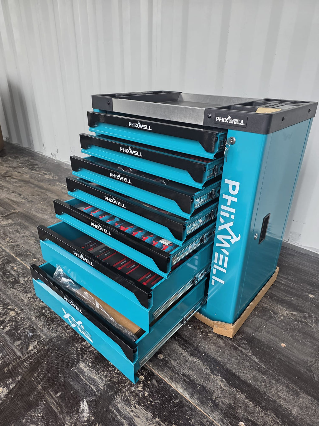 New Phixwell Workbench, 7 Drawers & 1 Cabinet complete with 6 Trays of Tools (TEAL)