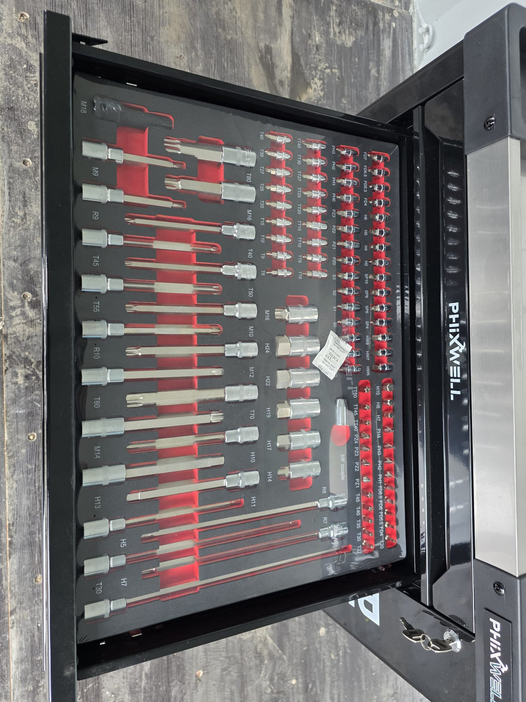 New Phixwell Workbench, 7 Drawers & 1 Cabinet complete with 6 Trays of Tools (BLACK)