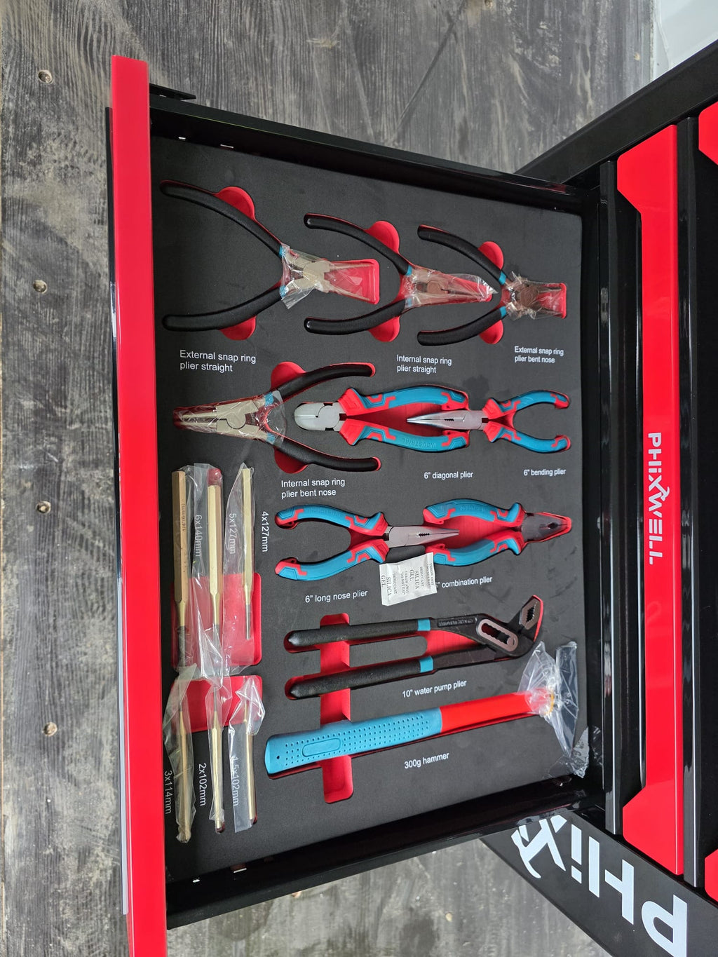 New Phixwell Workbench, 7 Drawers & 1 Cabinet complete with 6 Trays of Tools (RED & BLACK)