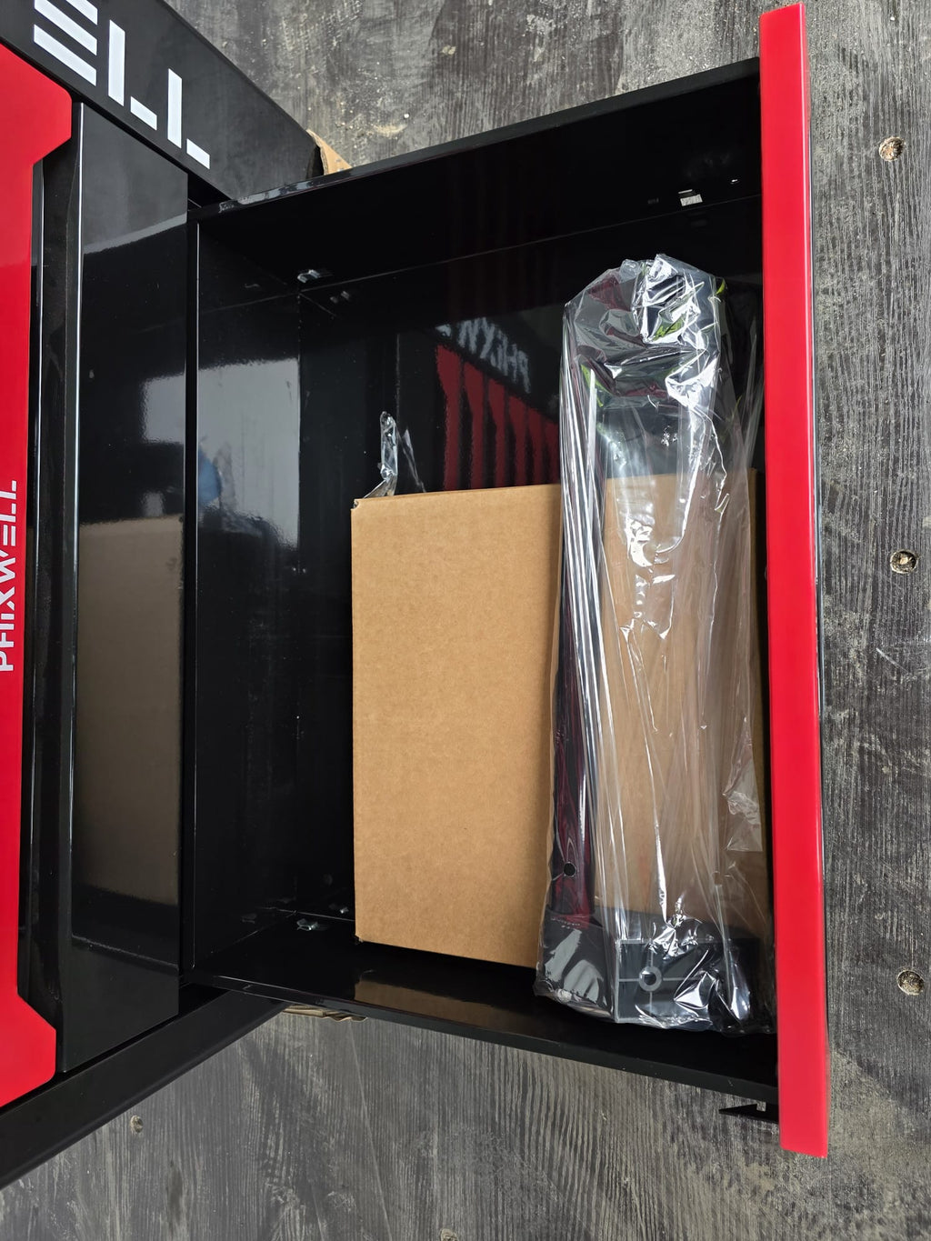 New Phixwell Workbench, 7 Drawers & 1 Cabinet complete with 6 Trays of Tools (RED & BLACK)
