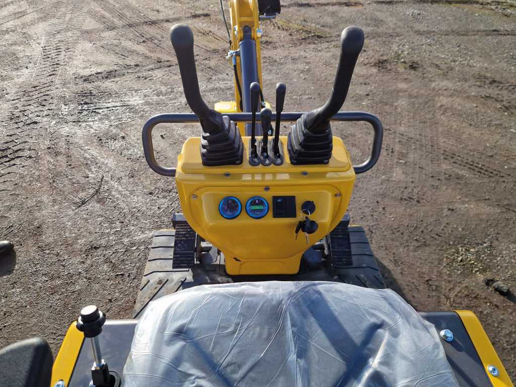 New Huayee HY10 1 Ton Mini Excavator, Rubber Tracks, Blade, Offset, Canopy, Diesel Engine