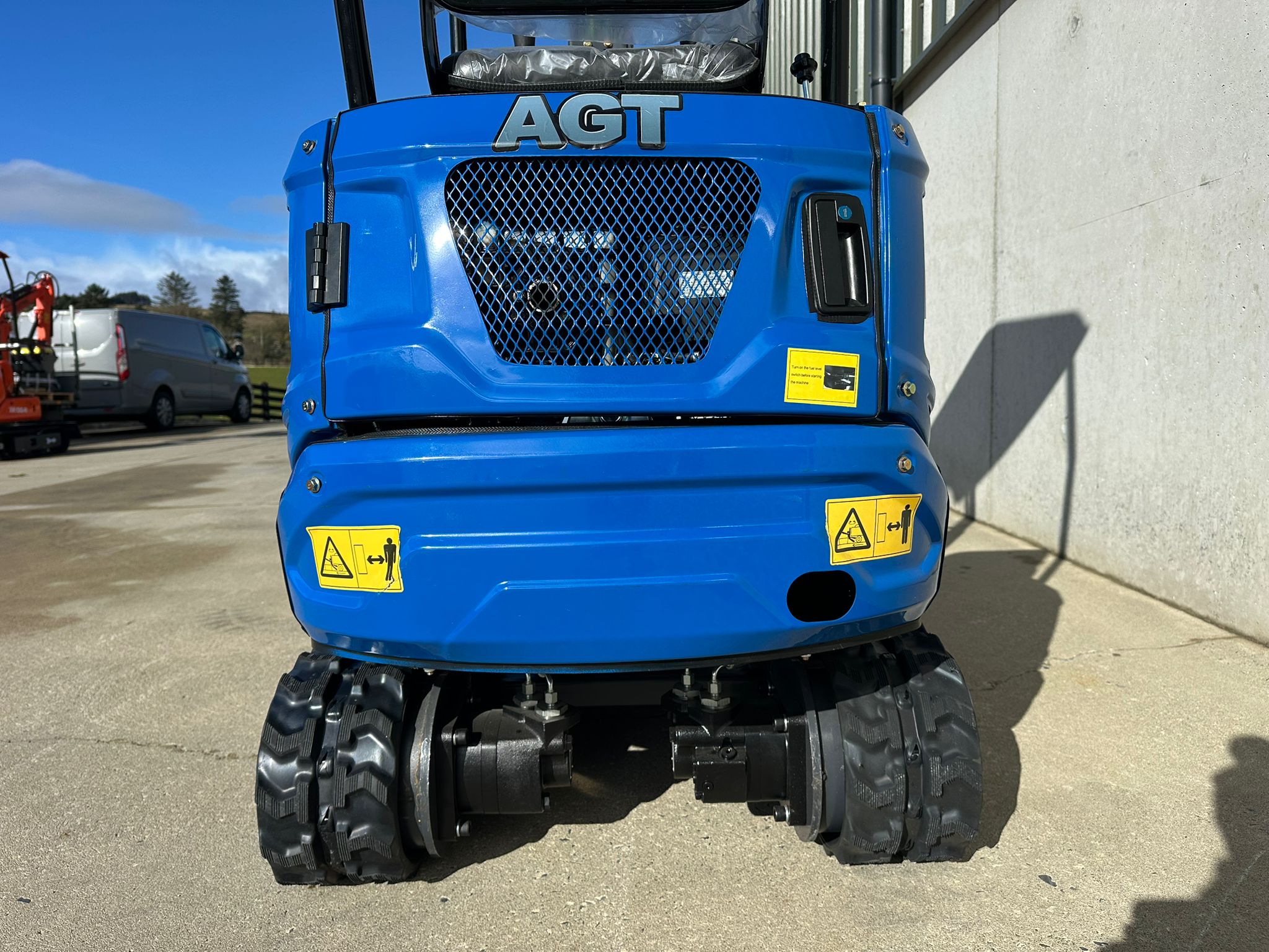 New AGT KX12R 1 Ton Mini Excavator, Rubber Tracks, Blade, Canopy, Petrol Engine