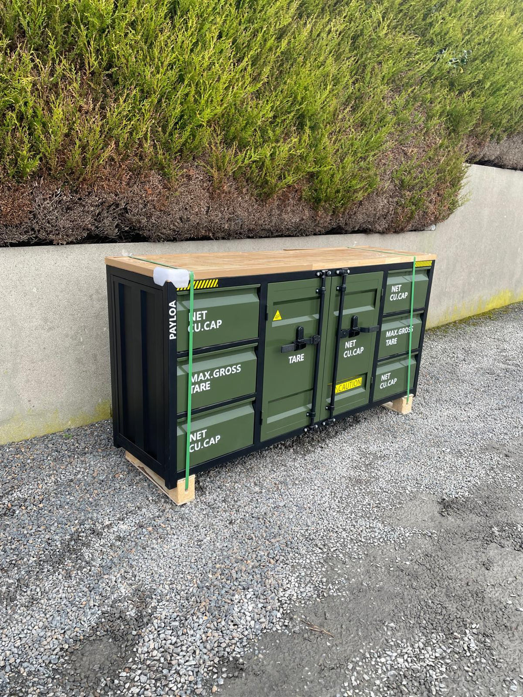 New Industrial Style 6.5ft Workbench with 6 Drawers & 2 Cabinets