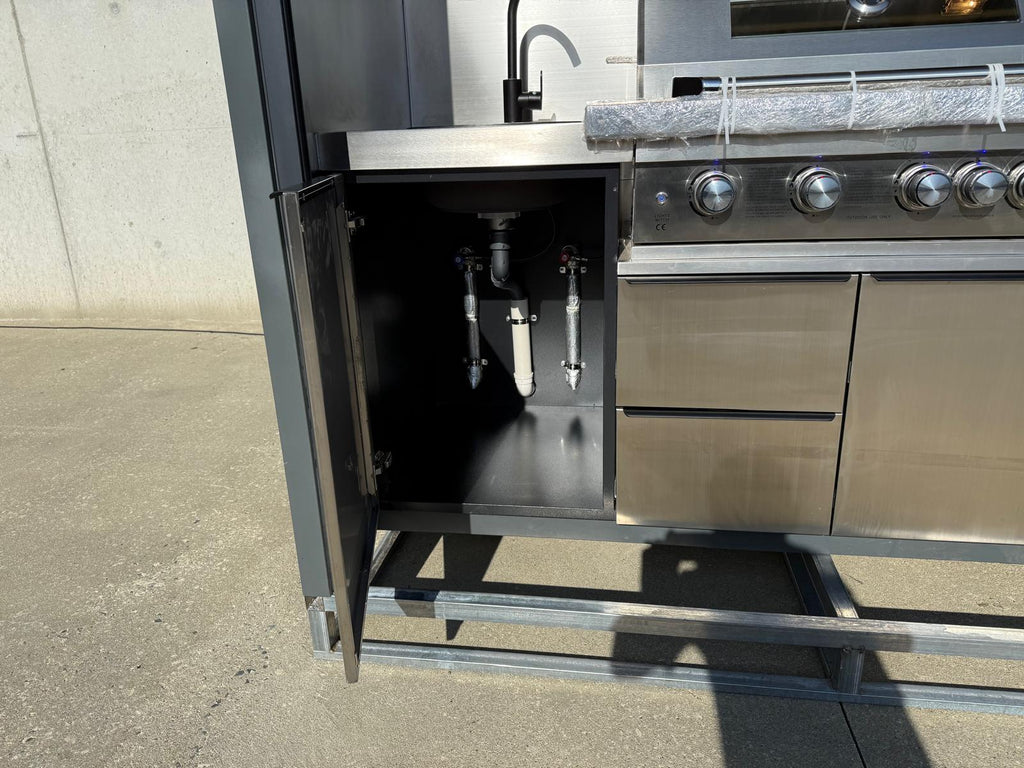 New 7ft Containerised Barbecue House with Electric Roller Shutter Door