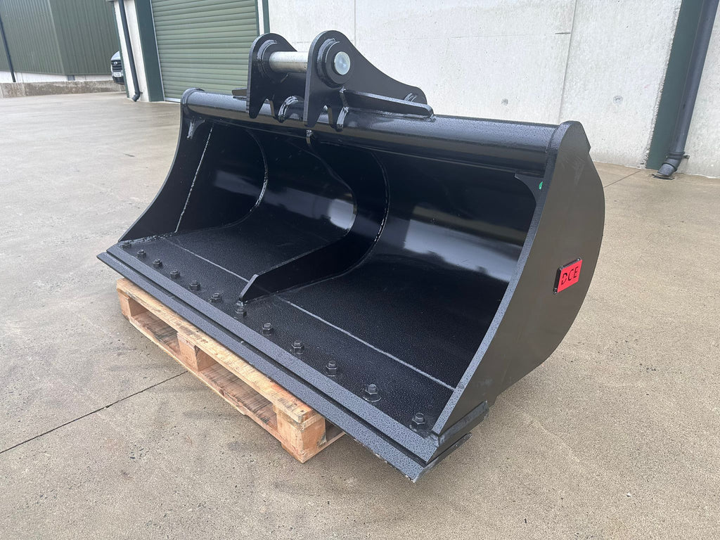 New DCE 72" Grading Bucket to suit 13 Ton Excavator