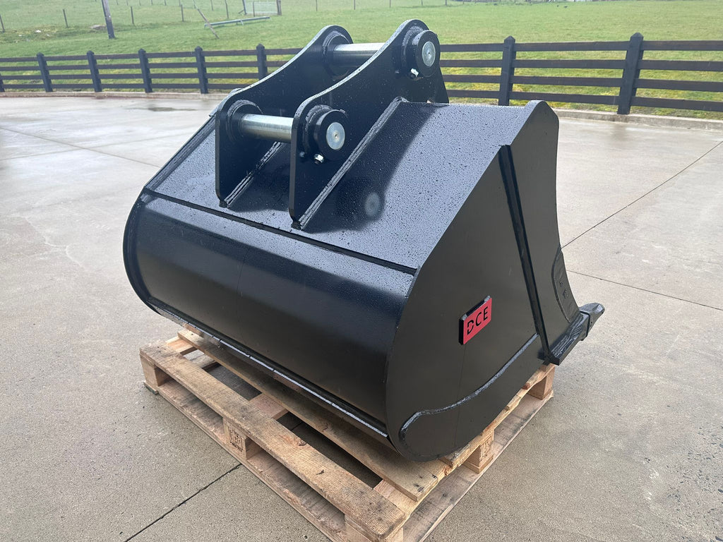 New DCE 48" Digging Bucket to suit 13 Ton Excavator