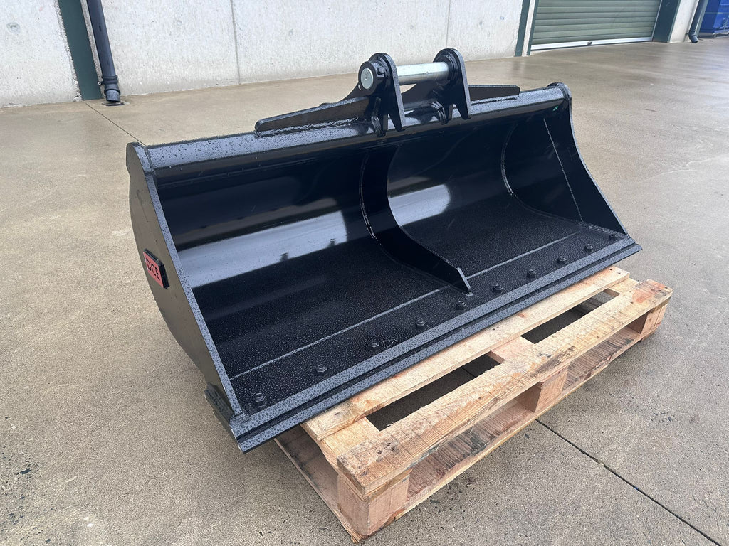 New DCE 60" Grading Bucket to suit 8 Ton Excavator