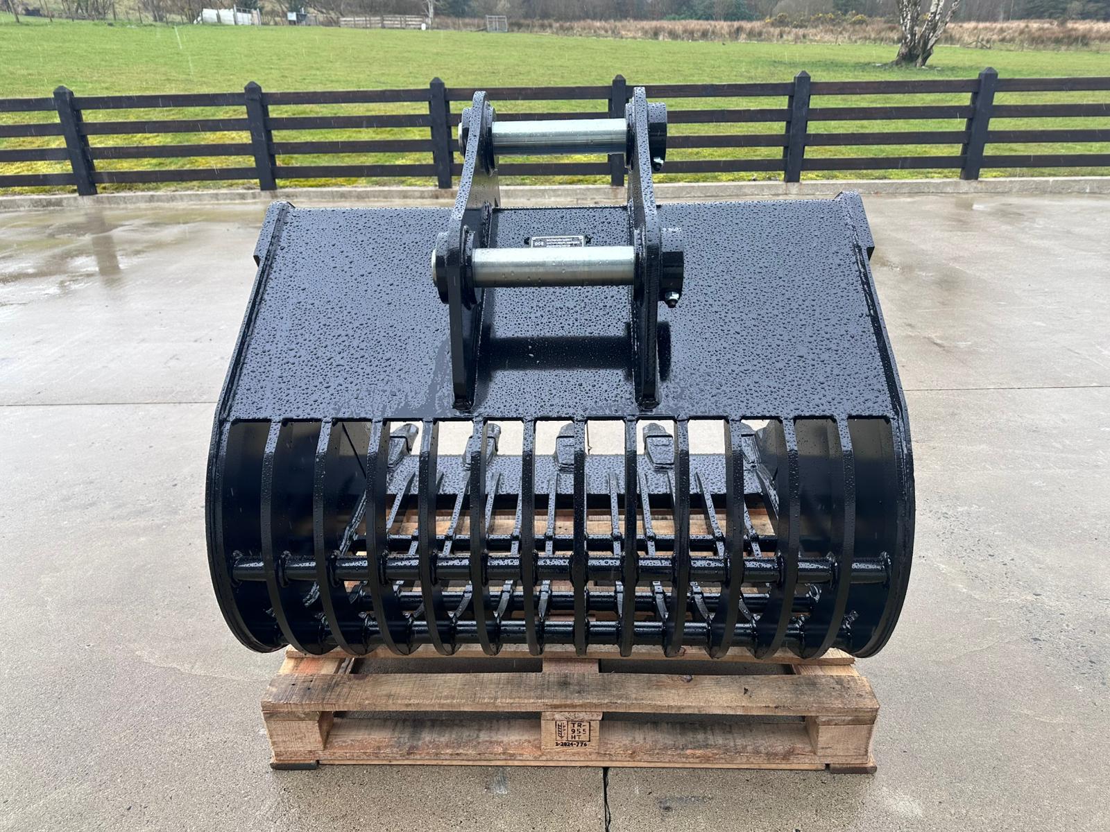 New DCE 48" Riddle Bucket to suit 13 Ton Excavator