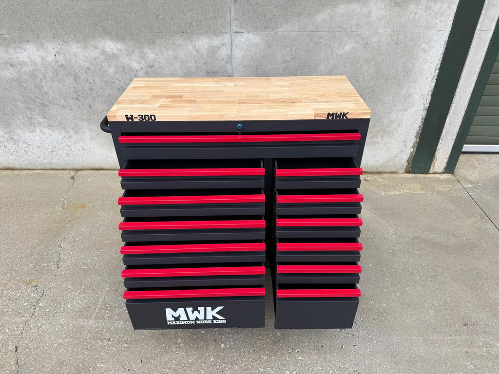 New MWK 13 Drawer Tool Cabinet on Caster Wheels